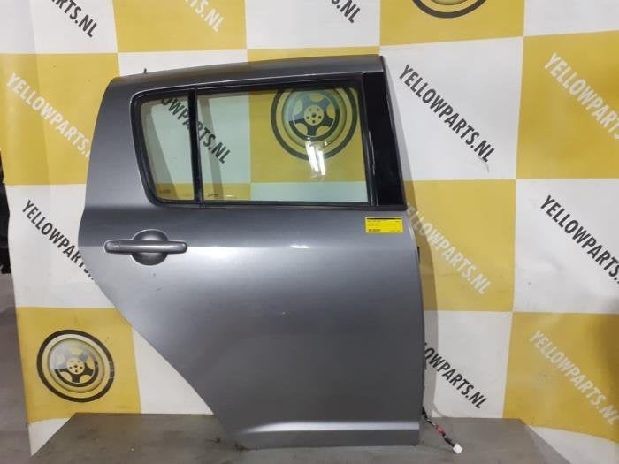 Portière 4portes arrière droite d'un Suzuki Swift (ZCD), Autos : Pièces & Accessoires, -, 3 mois de garantie, Utilisé, Porte