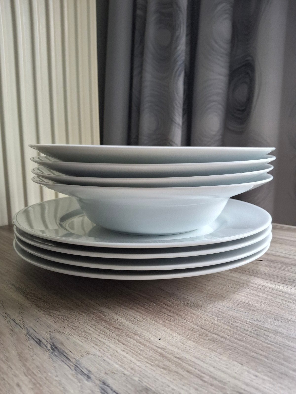 8 Ikea borden groot wit, Huis en Inrichting, Ophalen, IKEA, Modern, Bord(en)