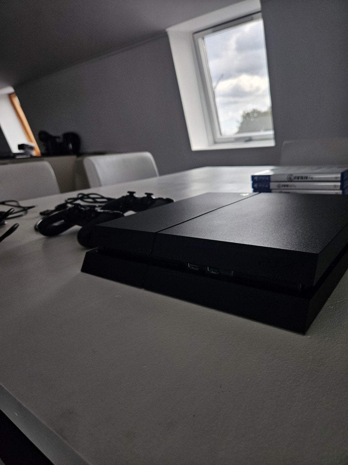 Playstation 4, Ophalen