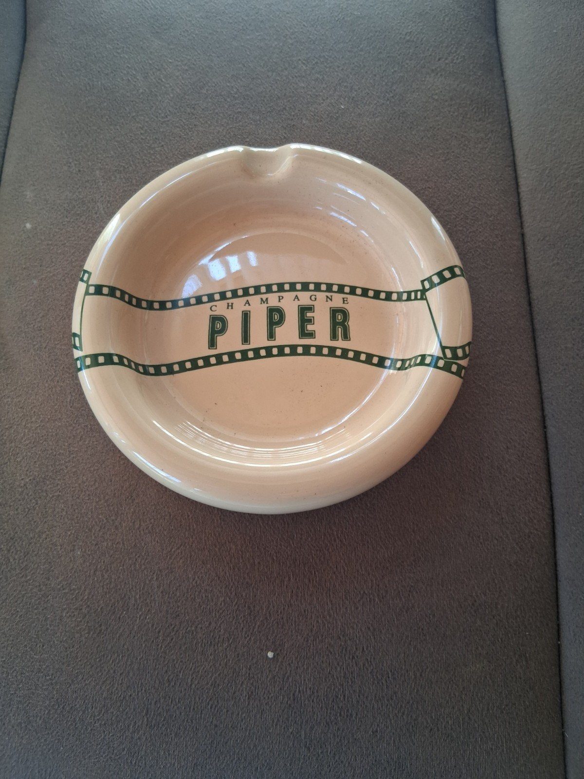 Cendrier Champagne Piper, Enlèvement ou Envoi