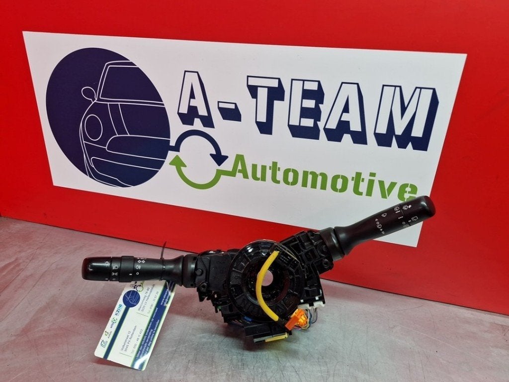 COMBINE COMMODO Toyota Yaris III (P13) (01-2010/09-2020), Kundenbetreuung@toyota.de, Toyota, Utilisé, Toyota-Allee 2
50858  Köln, DE