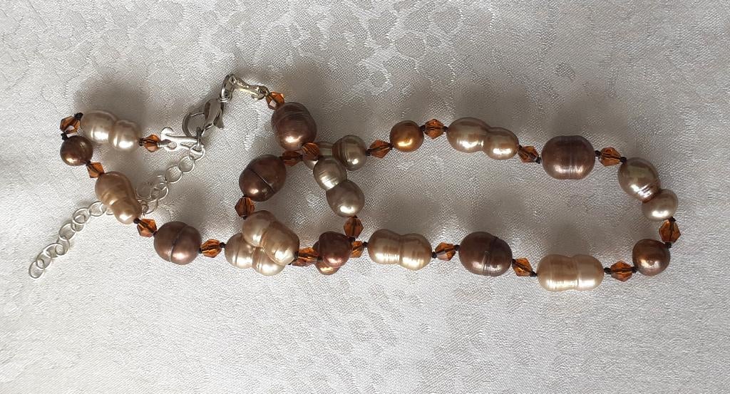 Ketting zoetwaterparel en kristal bruin 36cm verstelbaar, Neuf, Pierre ou Minéral, Enlèvement ou Envoi, Brun