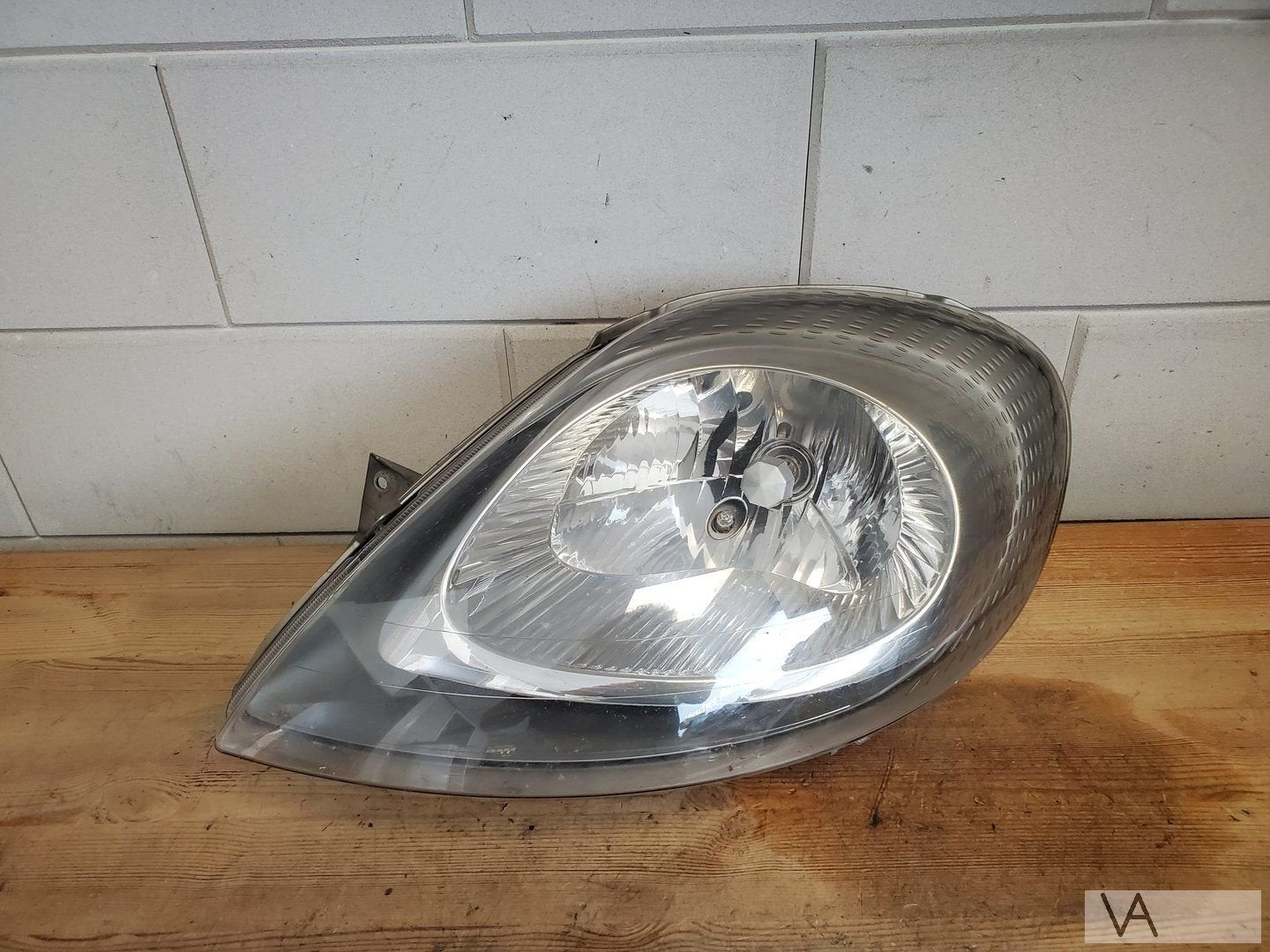 Renault Trafic / Opel Vivaro 2001 tot 2006 koplamp links €30, Gebruikt, -, Ophalen of Verzenden, -