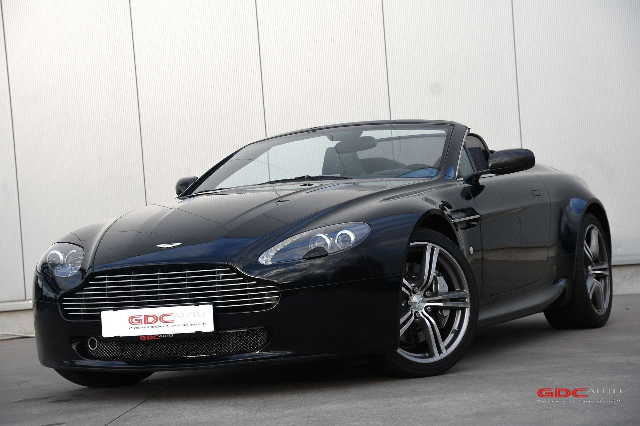 Aston Martin Vantage V8 VANTAGE ROADSTER N400 EDITIE NR. 156, Auto's, Automaat, Achterwielaandrijving, Gebruikt, 4282 cc
