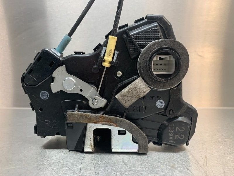 SERRURE DE PORTE RODS AVANT DROIT Daihatsu Terios (J2), Utilisé, Daihatsu