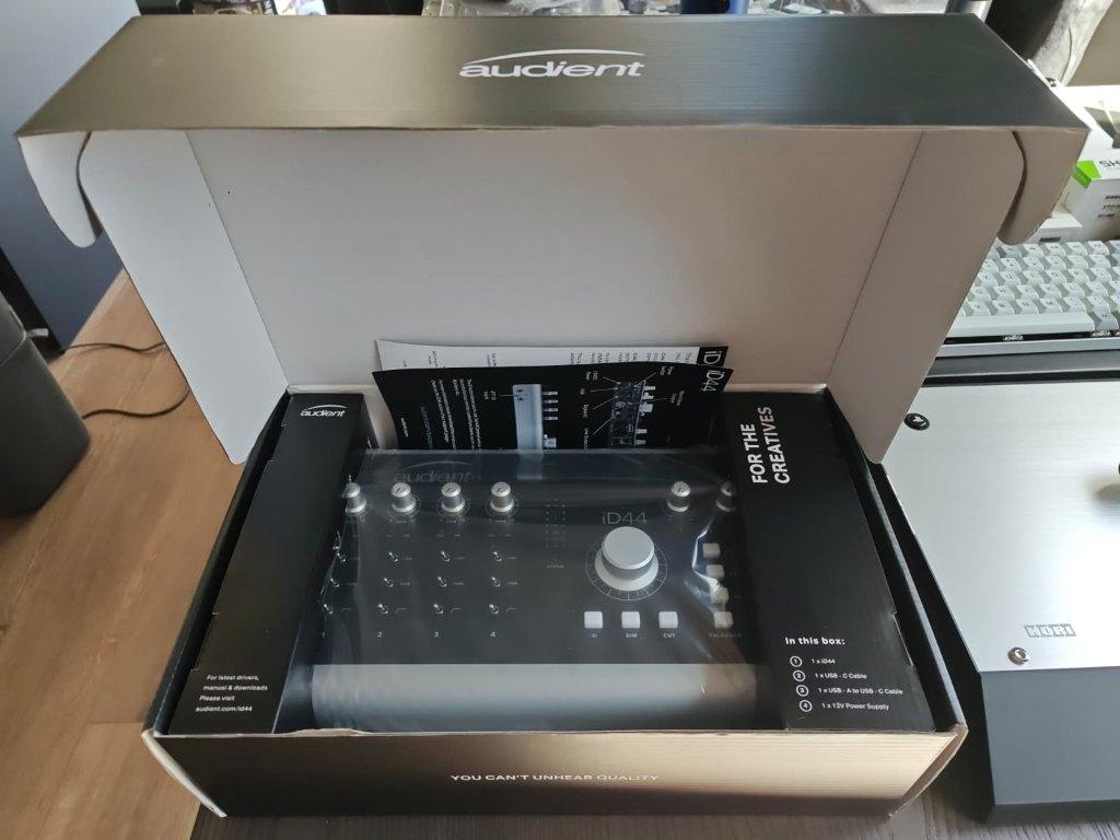 Audio Interface Audient ID44 MK1 - Ongebruikt, Enlèvement ou Envoi, Neuf, Autres marques