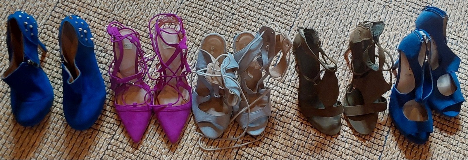chaussures talons hauts 11cm. pointure 40 .peu portées, Enlèvement ou Envoi, Escarpins, Comme neuf, Diverses