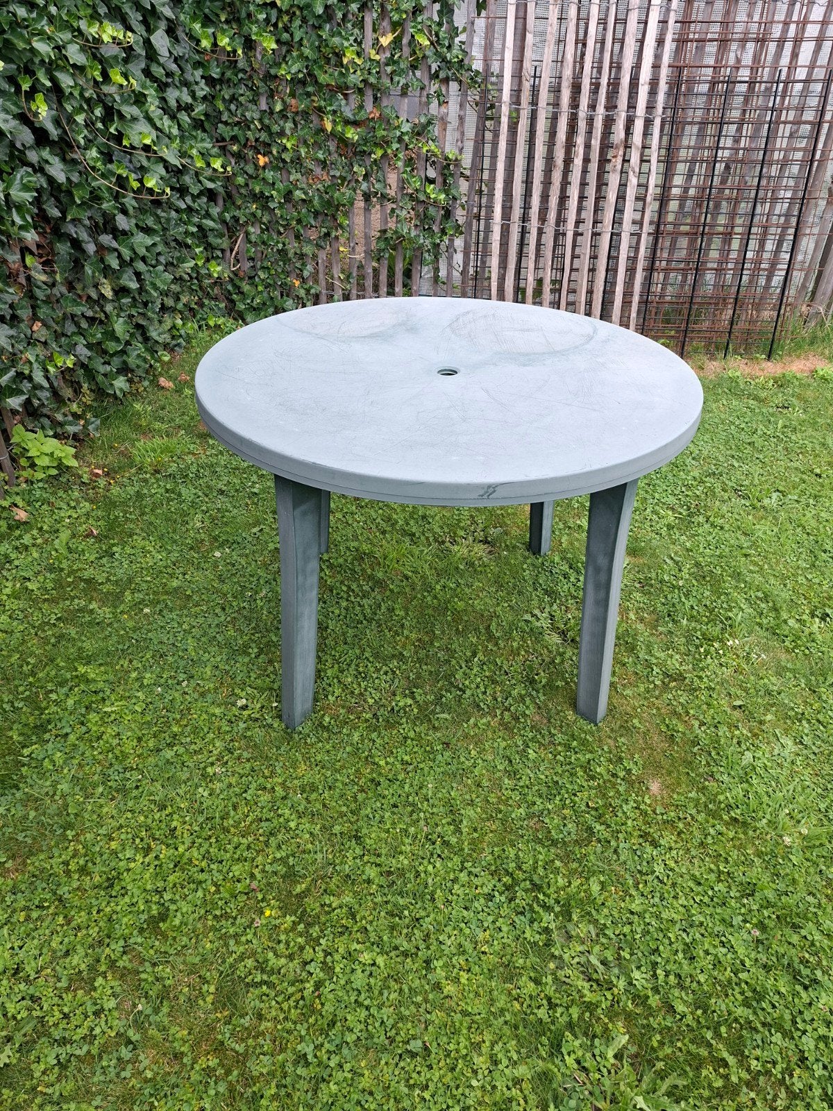 Ronde tuintafel, Ophalen, Kunststof