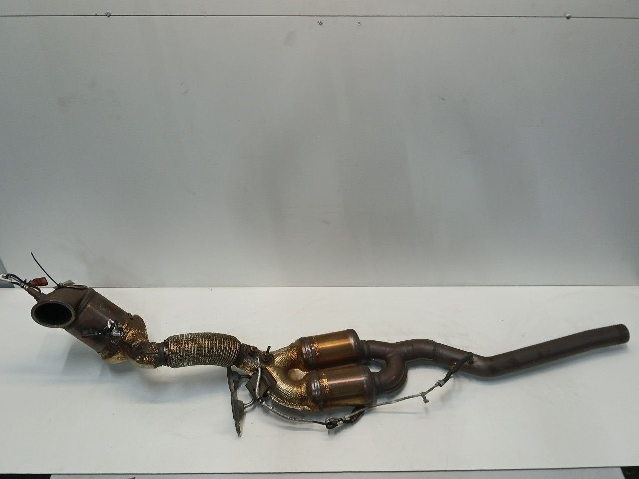 Katalysator Volkswagen Golf, Onderdelen@venauto.nl, Van der Ven Autorecycling B.V., Gebruikt, Ettenseweg 76, 4706 PB Roosendaal, The Netherlands