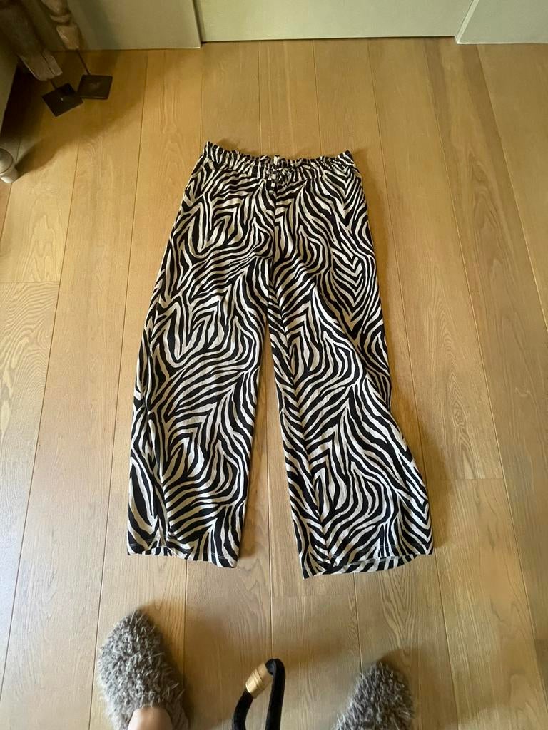 Pantalon large de Linea Loresi. Taille XXL, Enlèvement ou Envoi, Neuf, Taille 46/48 (XL) ou plus grande, Noir
