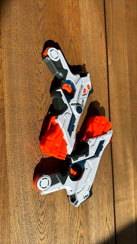 Jeu nerf, Enlèvement, Comme neuf