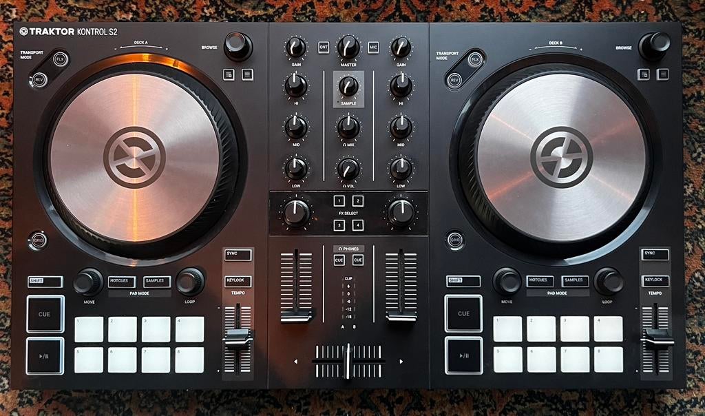Native Instruments Traktor Kontrol S2 MK3, Muziek en Instrumenten, Ophalen, Zo goed als nieuw, Dj-set, Overige merken