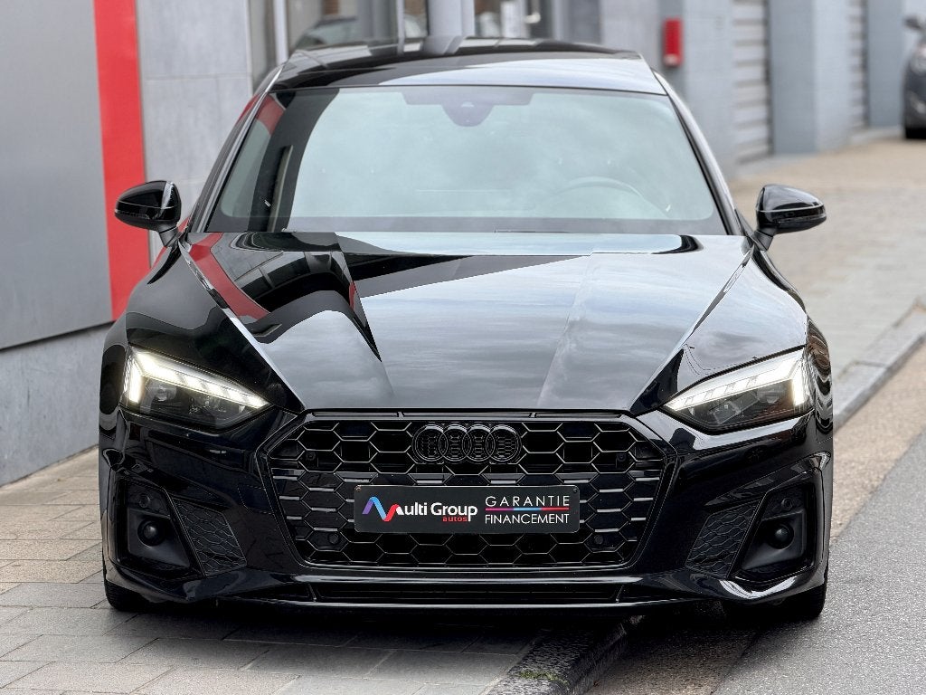 Audi A5 2.0 TDI S-Line* 1ja garantie*zonnedak*2022*92.000 km, Dealer onderhouden, 4 cilinders, Zwart, 5 deurs