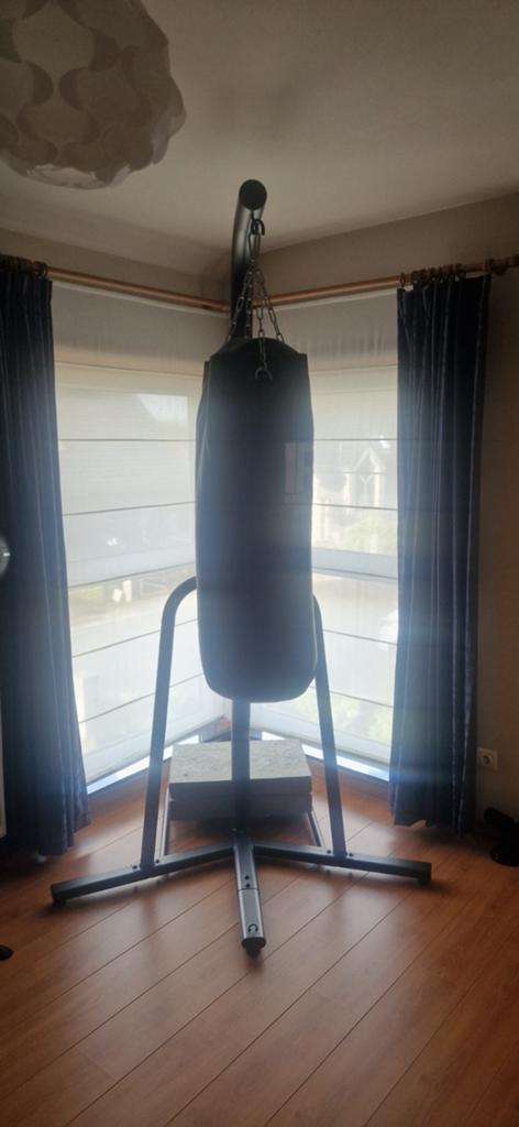 Support pour sac de boxe, Enlèvement, Sac de boxe