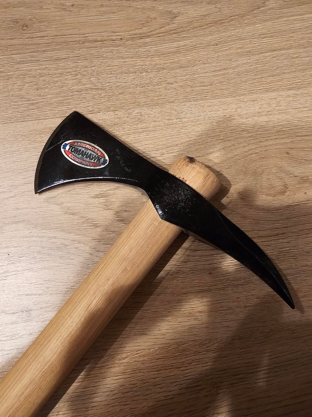 American Tomahawk Company tomahawk – verzamelobject / decora, Caravanes & Camping, Outils de camping, Enlèvement
