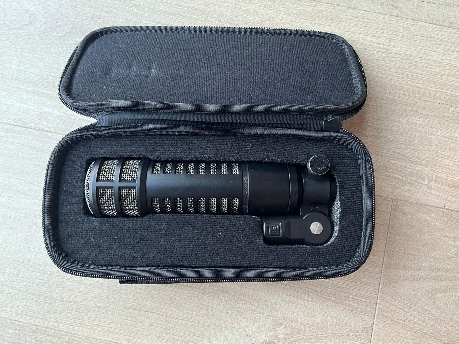 Electro Voice RE320, Musique & Instruments, Enlèvement ou Envoi, Utilisé, Micro pour instrument