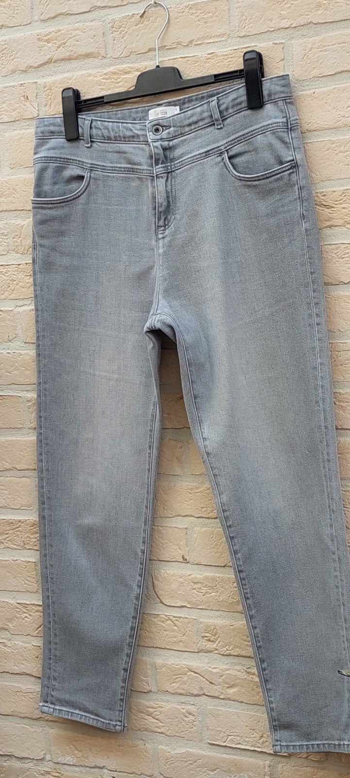 jeansbroek maat 34 liberty, Kleding | Dames, Liberty, Ophalen of Verzenden, Zo goed als nieuw, Grijs