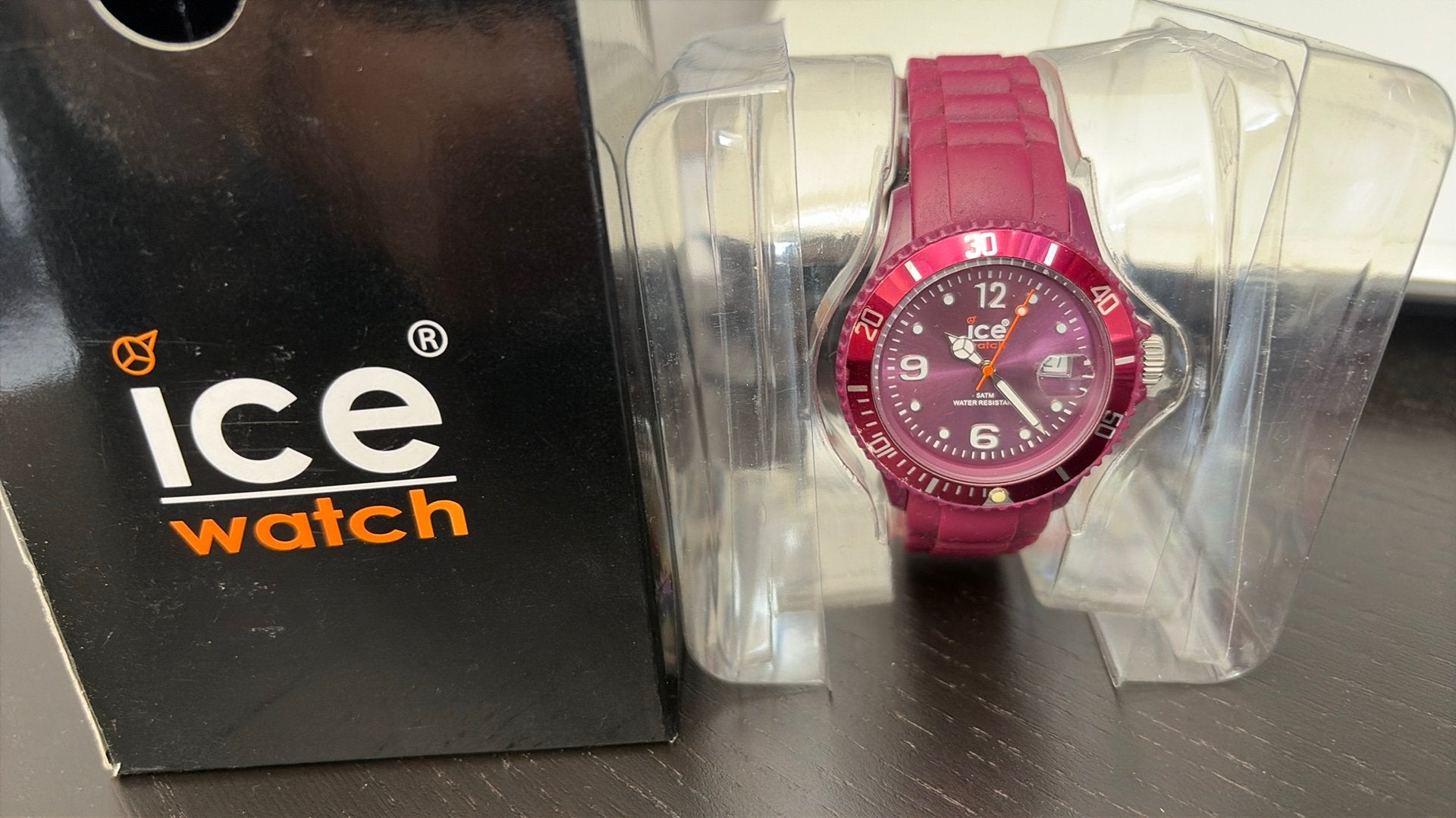 Ice Watch analoge horloge, Handtassen en Accessoires, Horloges | Kinderen, Ophalen, Gebruikt, Paars, Jongen of Meisje