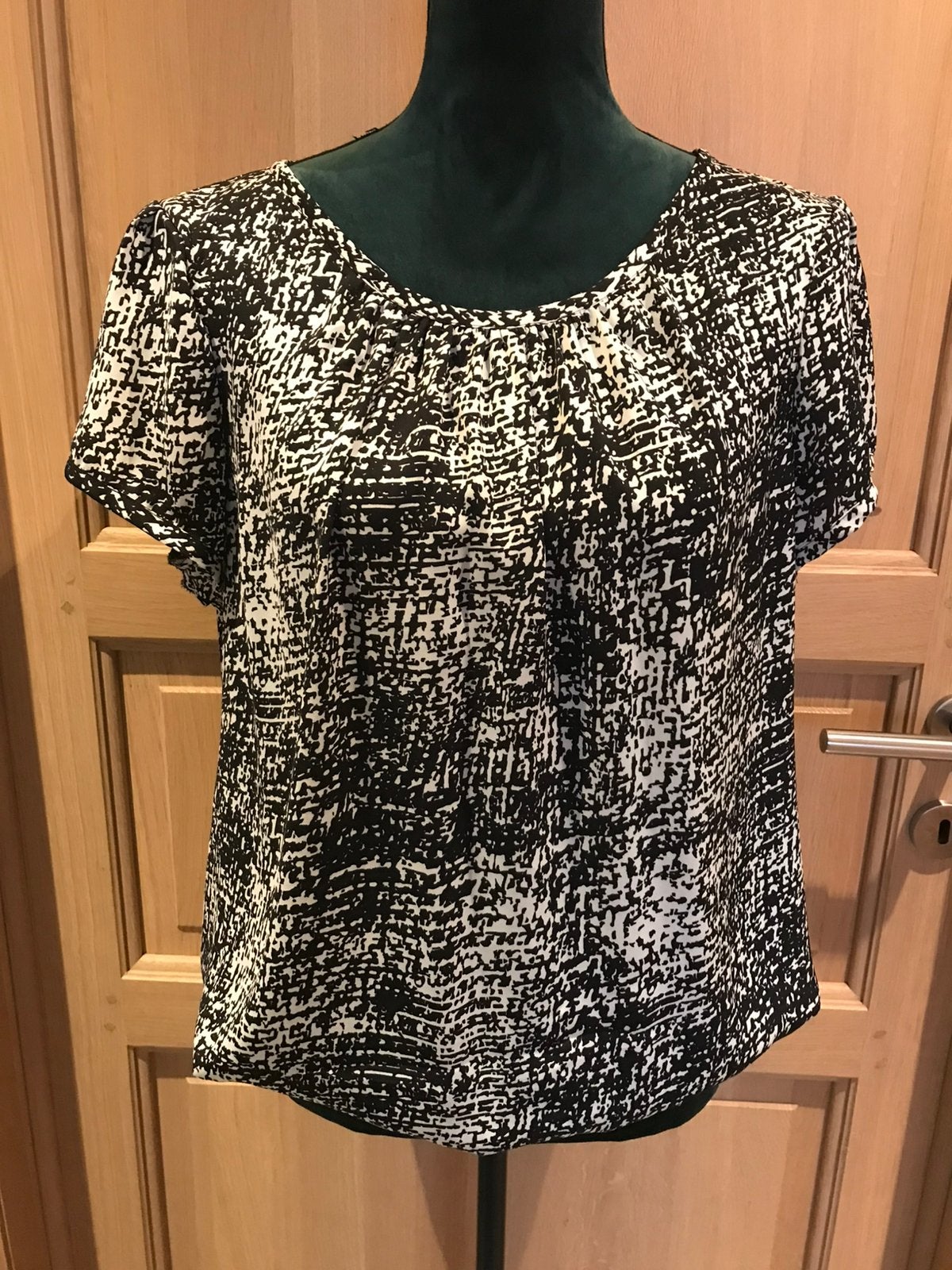 Blouse taille L, Enlèvement ou Envoi, Comme neuf, Taille 42/44 (L), Blanc