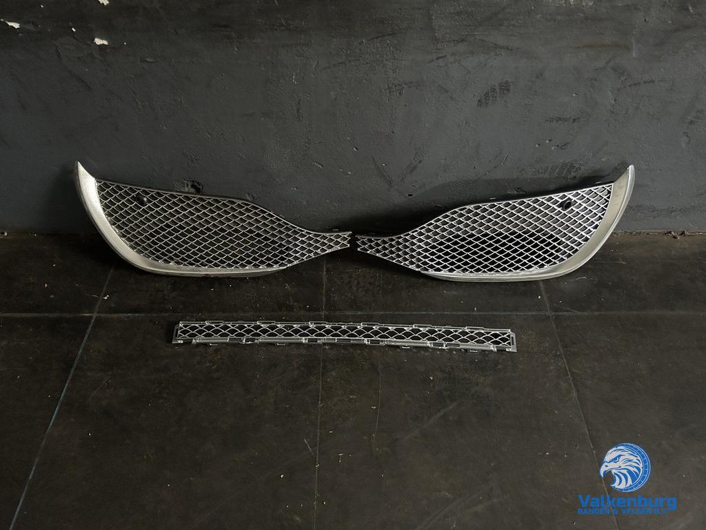Originele Mercedes GLS Maybach X167 Grill Air inlet sierlijs, -, Utilisé, -, -
