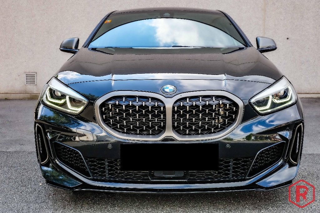 BMW M135i Harman Kardon ACC Head-up Historiek, Auto's, BMW, Automaat, 1 Reeks, 4 cilinders, Zwart