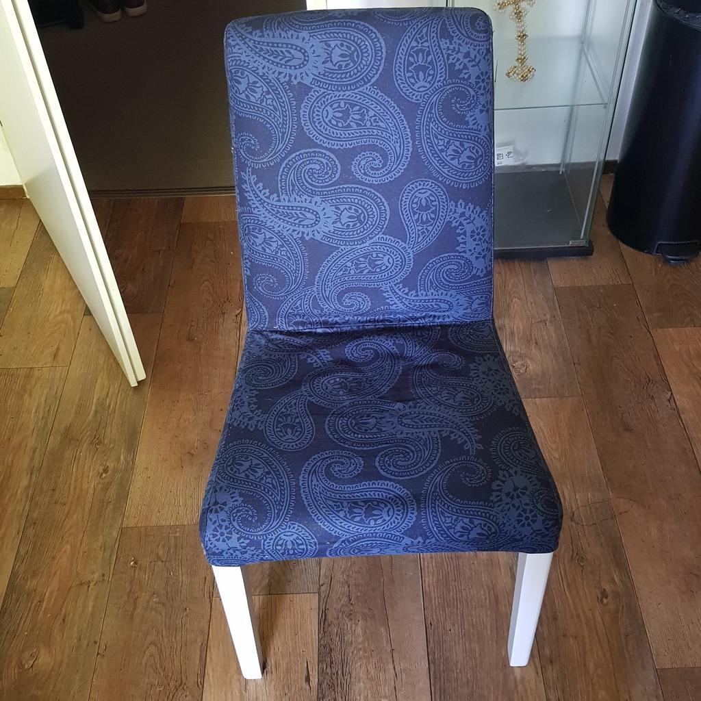 2 mooie blauwe bergmunt stoelen, Huis en Inrichting, Stoelen, Ophalen, Zo goed als nieuw, Blauw, Hout