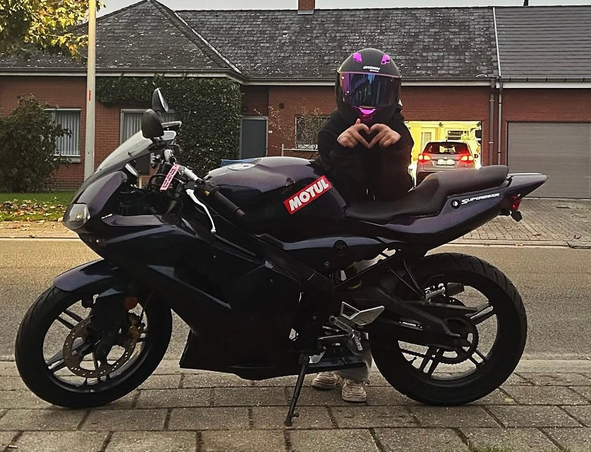 Yamaha tzr 50 cc 2003, Fietsen en Brommers, Ophalen, 6 versnellingen, Gebruikt, Klasse B (45 km/u)