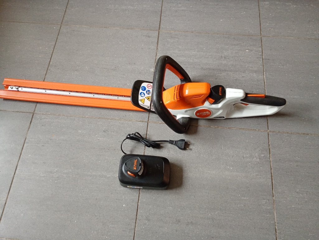 Haagschaar HSA 40.0, Ophalen, Zo goed als nieuw, Accu, STIHL