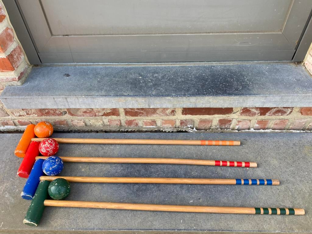 Houten cricketspel, Ophalen, Gebruikt