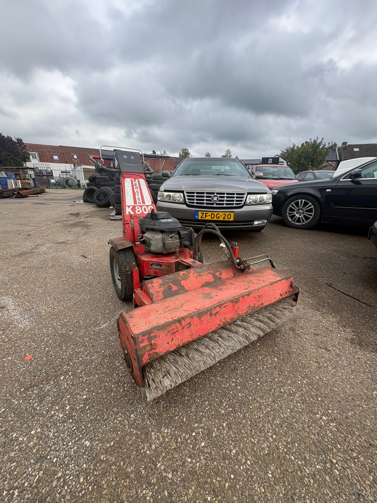 Te Koop: Professionele Kersten Veeg-/Borstelmachine (90 cm), Ophalen, Gebruikt