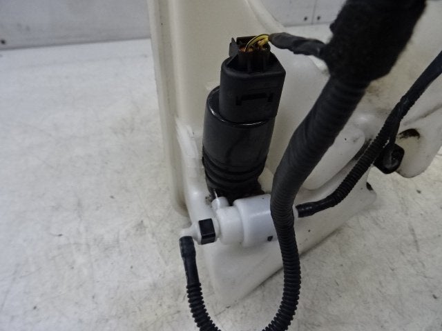 LAVE-GLACE POMPE AVANT Mini Mini (F55) (738834901), Petuelring 130
80809  München, DE, Mini, Utilisé, Minikundenbetreuung@mini.de