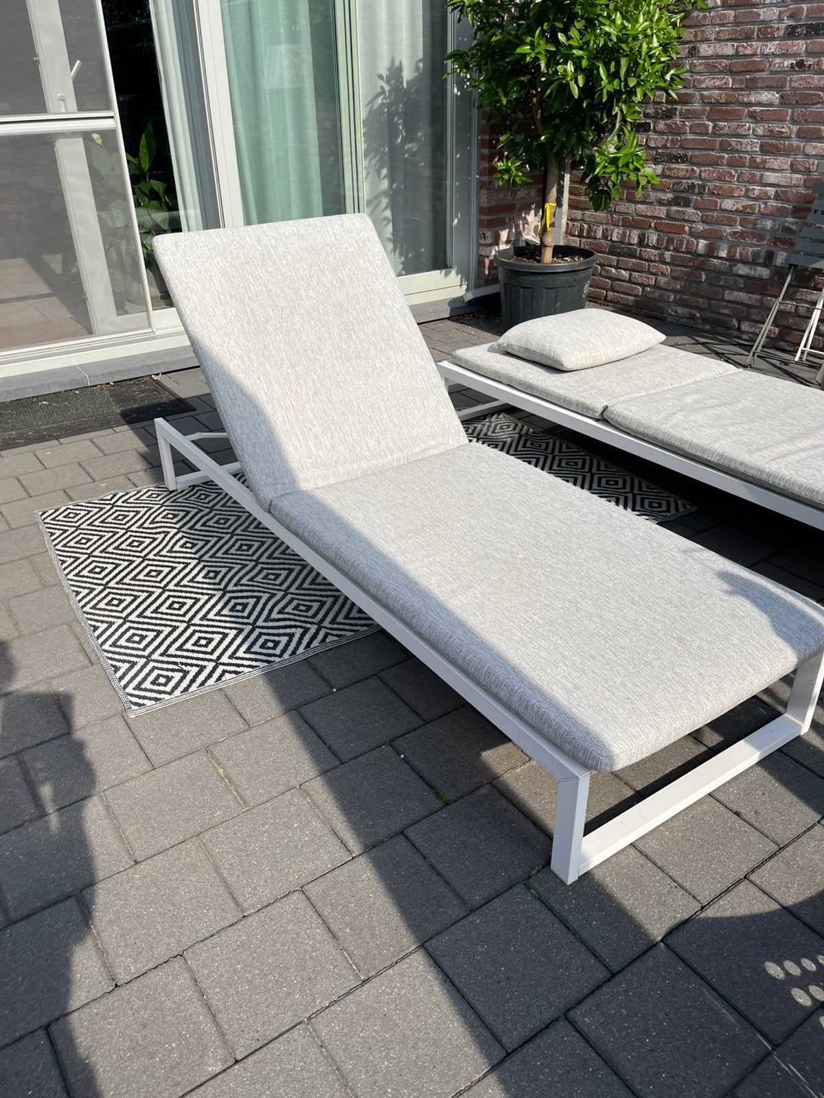Ligbed Manutti splinternieuw, Ophalen, Nieuw