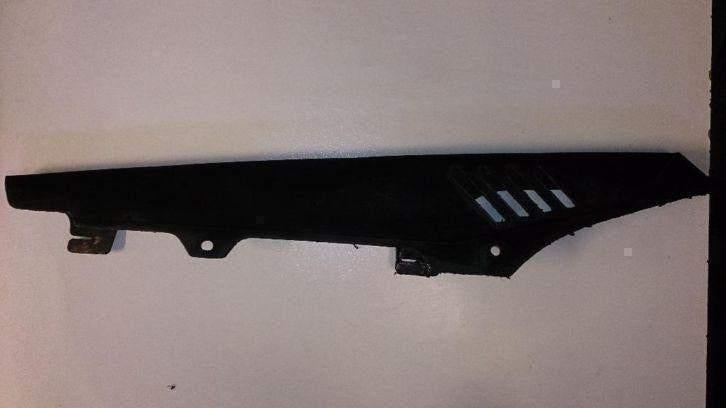 Suzuki GSX550 kettingbeschermer GSX 550 kettingscherm scherm, Motoren, Onderdelen | Suzuki, Gebruikt, Ophalen of Verzenden