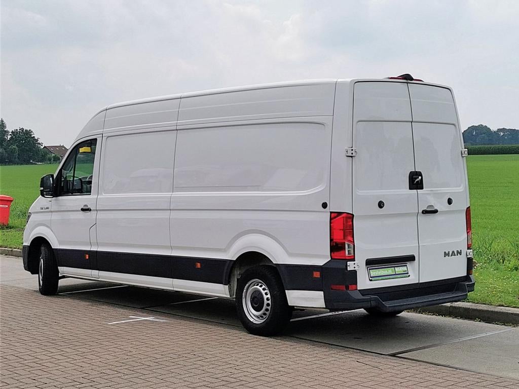 VERHUIZEN MET CHAUFFEUR