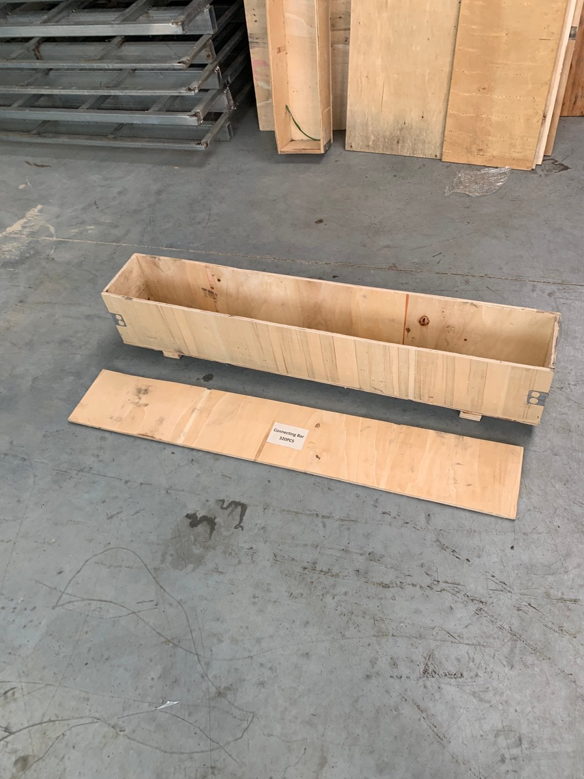 Houten kistjes voor opbergen ongeveer 20cmx130cm, Doe-het-zelf en Bouw, Ophalen, Zo goed als nieuw