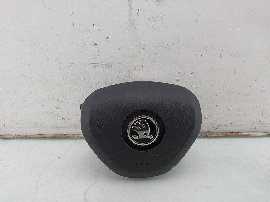 AIRBAG VOLANT Skoda Octavia Combi (5EAC) (01-2012/07-2020), Autos : Pièces & Accessoires, Utilisé, Info@skoda-auto.de, Skoda, Max-Planck-Straße  3-5
64331  Weiterstadt, DE