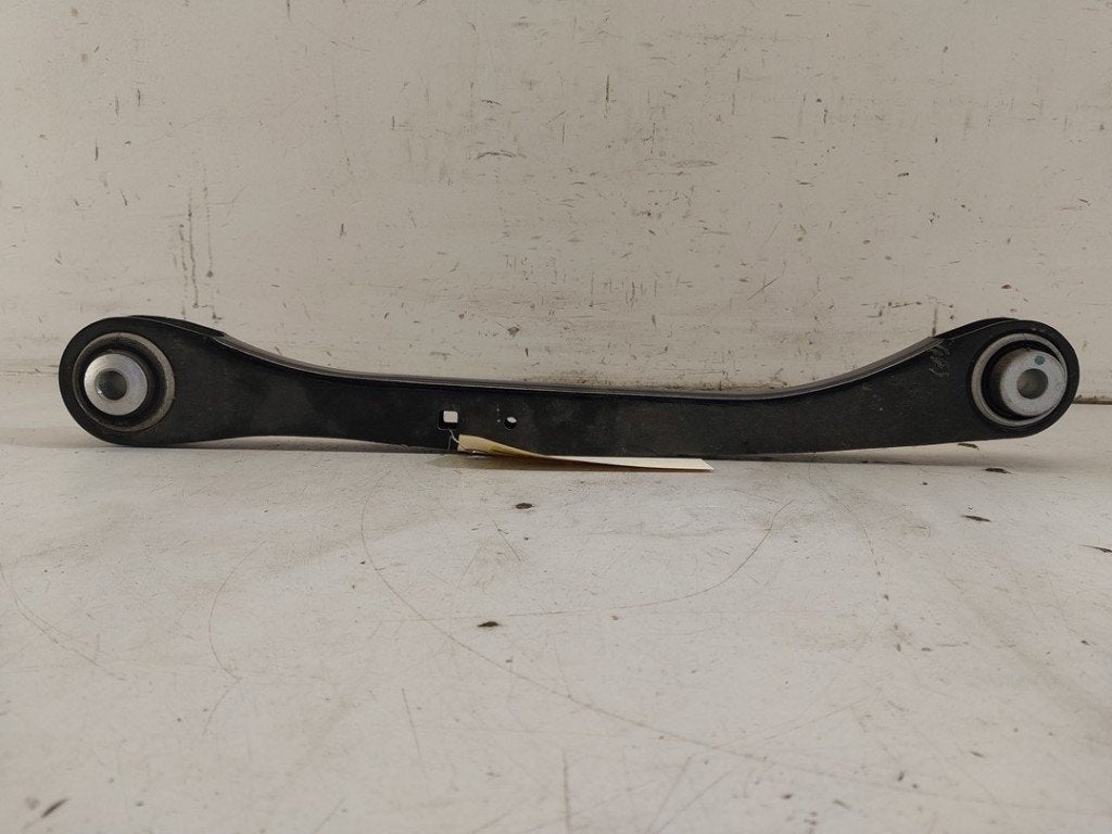 BRAS DE SUSPENSION ARRIÈRE DROIT (|6866437|6890432|33306890, Utilisé, BMW, Petuelring 130
80809  München, DE, Bayerische Motoren Werke AG