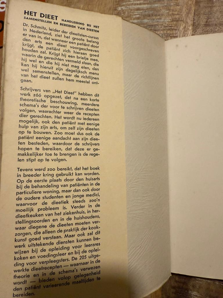 Het Dieet, handleiding bij het samenstellen en bereiden v, Ophalen of Verzenden, Gelezen, Dieet en Voeding, Dr. J. W. Schmitz