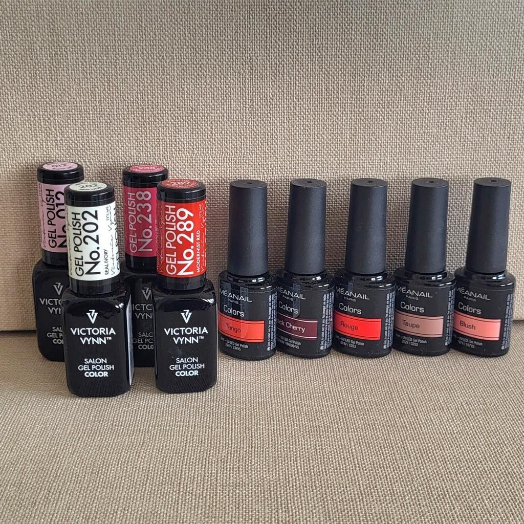 Collection 5 vernis à ongles Méanail et 4 vernis en gel Vict, Bijoux, Sacs & Beauté, Enlèvement ou Envoi
