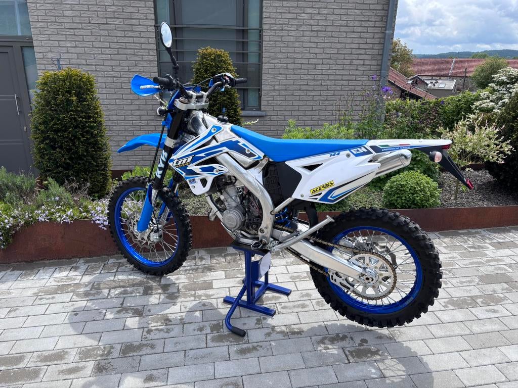 Enduro-motorfiets TM 144 EN 2013, Motoren, Ophalen, 1 cilinder, 11 kW of minder