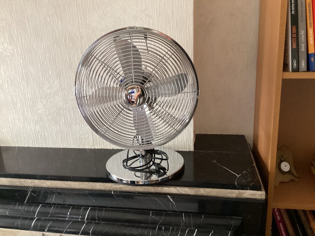 Ventilateur electrique, Elektronische apparatuur, Ophalen, Zo goed als nieuw, Tafelventilator