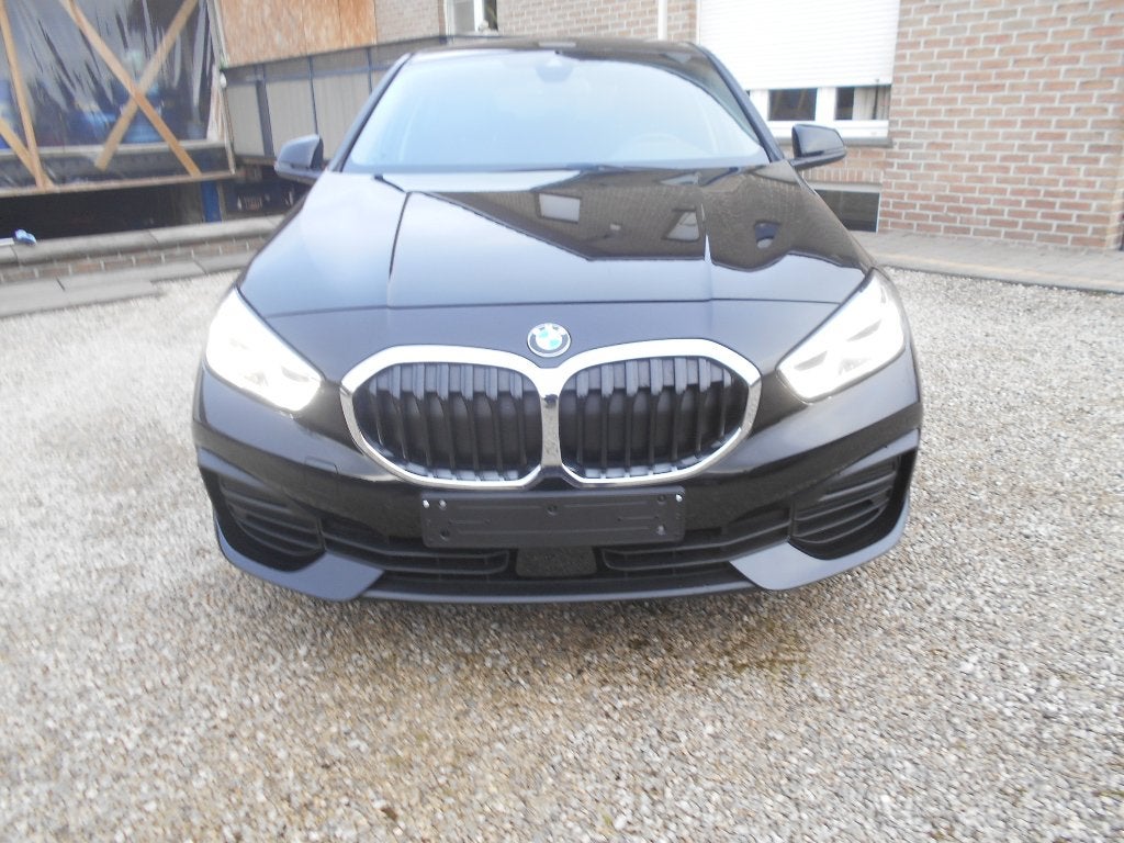 BMW 118i MANUEEL BENZINE - 59000KM, Autos, BMW, 100 kW, Essai à domicile, Achat, Euro 6