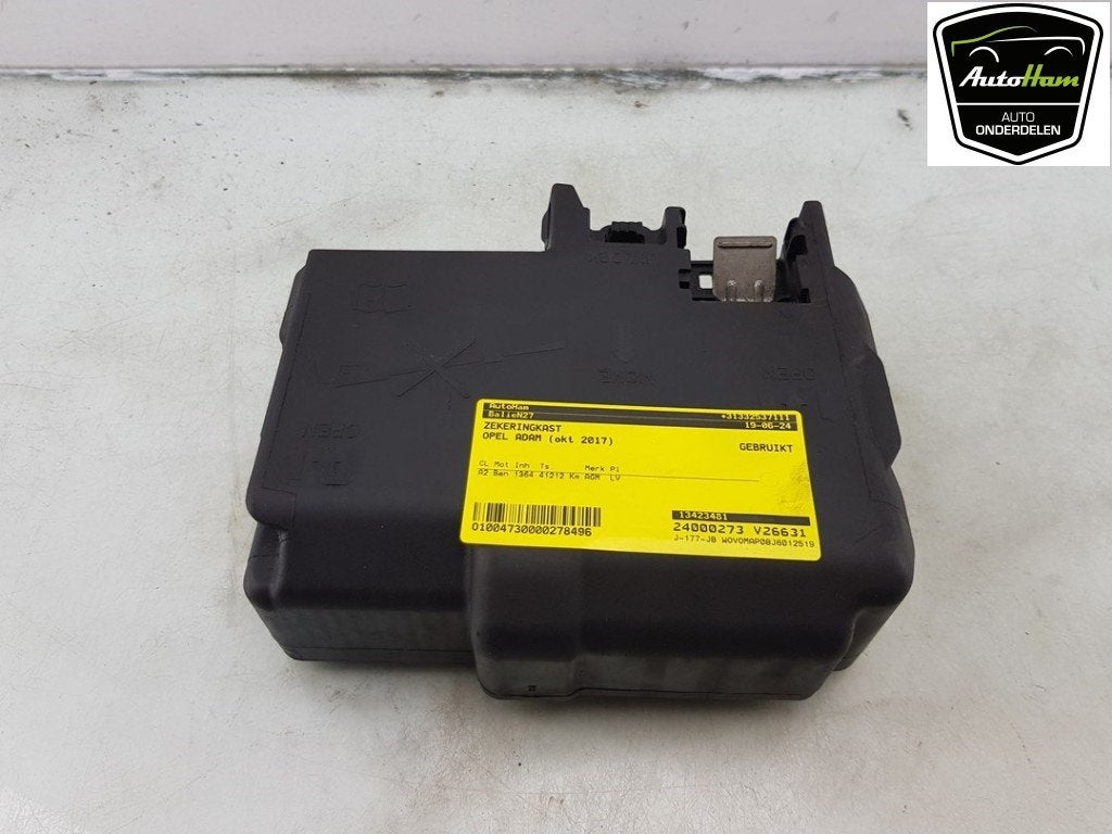 ZEKERINGKAST Opel Adam (01-2012/12-2019) (|13423481|), Dhr. J. Ham, Gebruikt, Administratie@autoham.nl, Opel