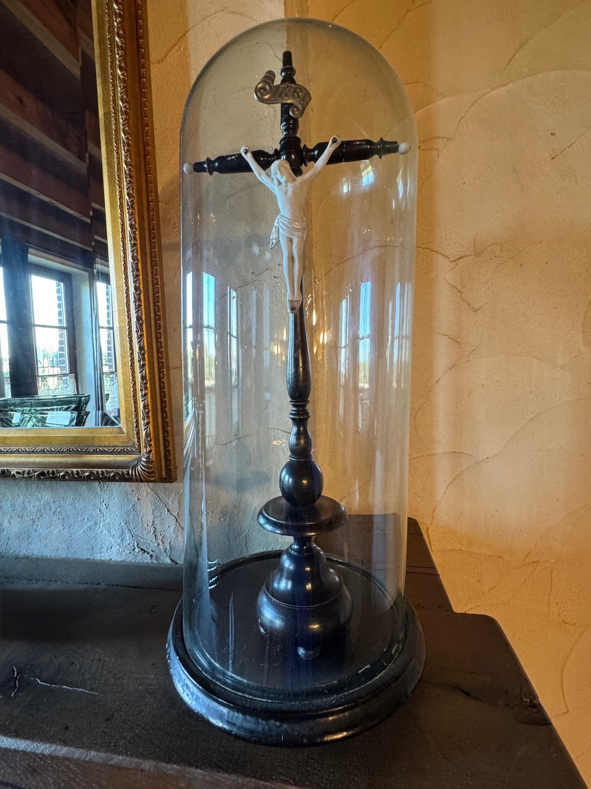 Antiek christus beeld onder globe, Antiek en Kunst, Ophalen