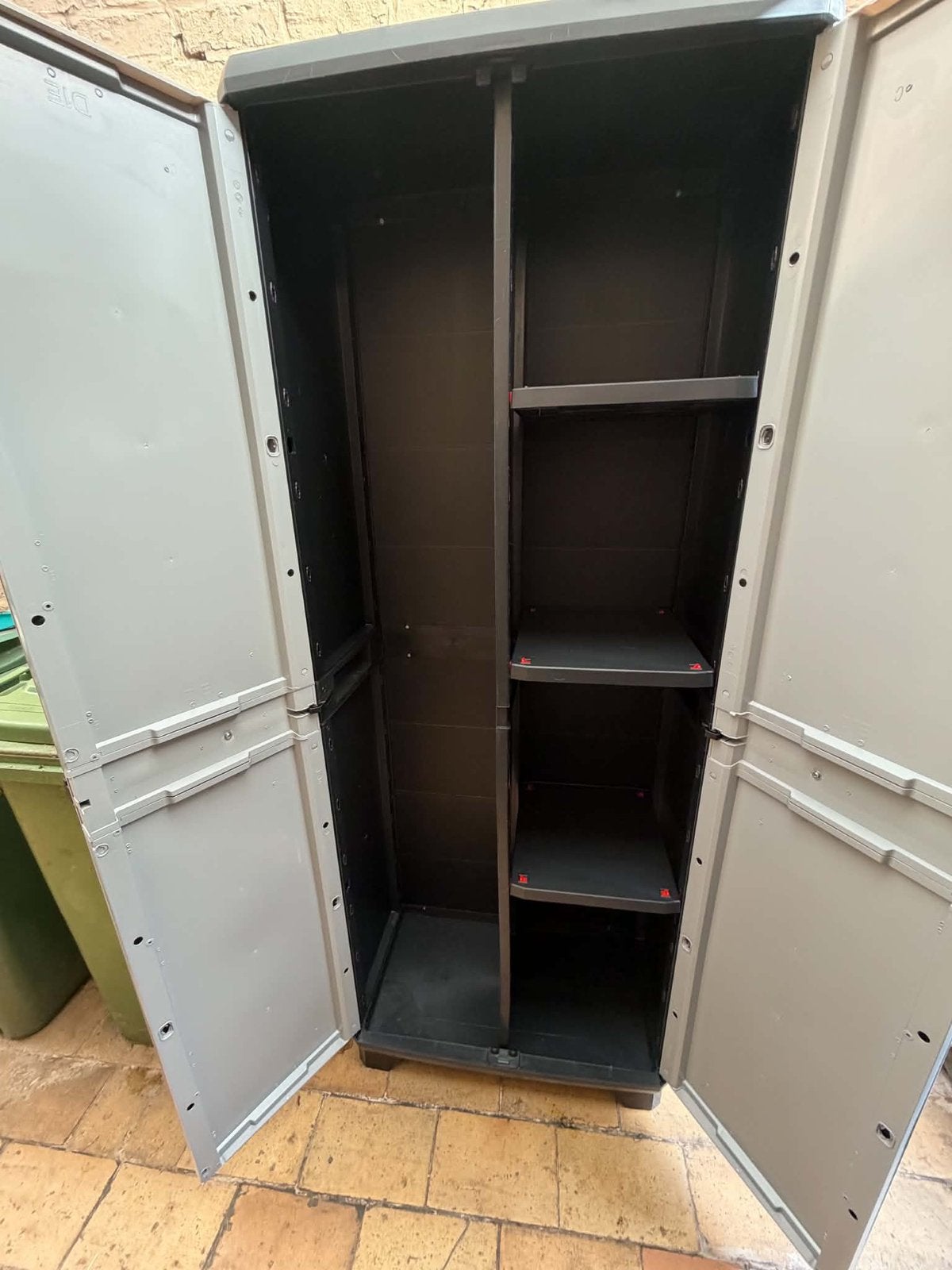 Keter opberg kast linear, Ophalen, Zo goed als nieuw