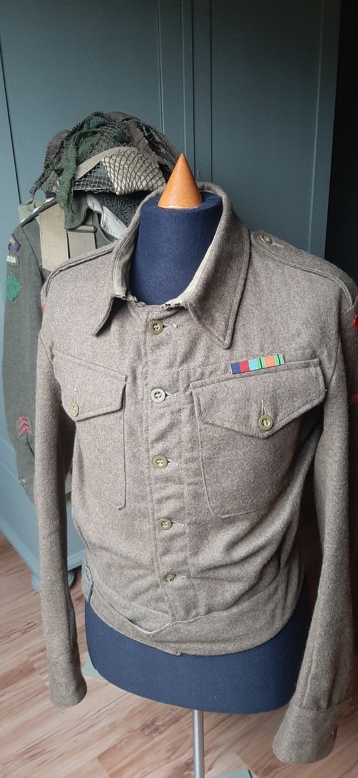 Robe de combat anglaise de la Seconde Guerre mondiale, Enlèvement ou Envoi