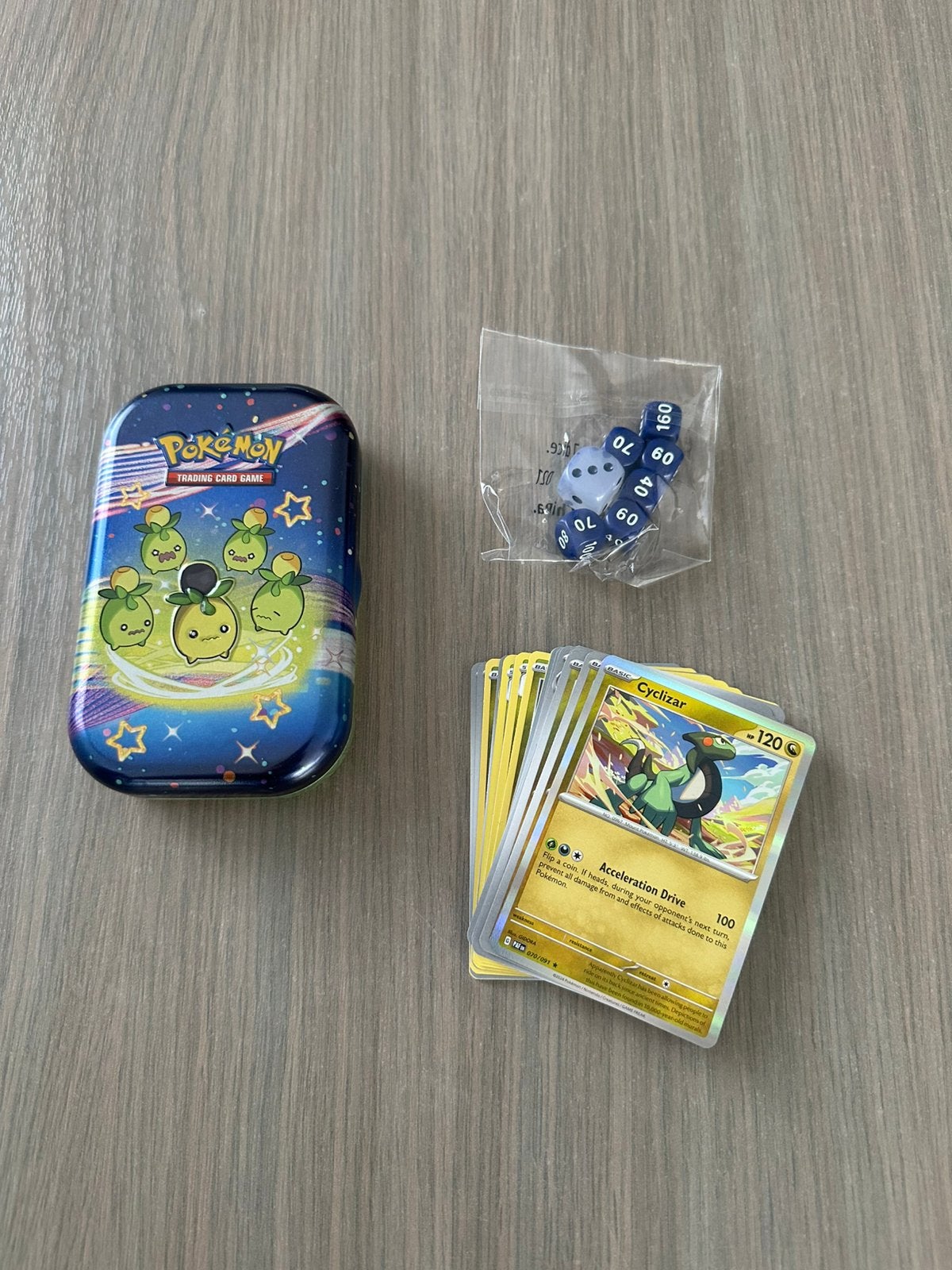 Boîte Pokémon remplie de cartes, Enlèvement ou Envoi, Comme neuf