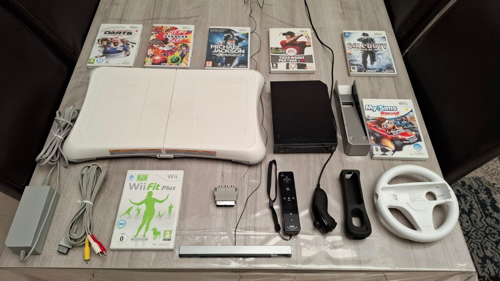Nintendo Wii en bonne état avec Wii Balance, manette et jeux, Enlèvement ou Envoi