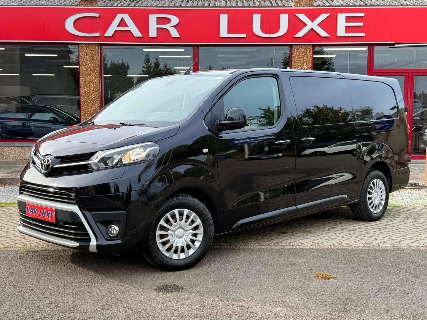 Toyota ProAce 2.0 D DOUBLE CABINE UTILITAIRE 6 PLACES TVA DE, Auto's, Euro 6, 4 cilinders, ProAce, Zwart