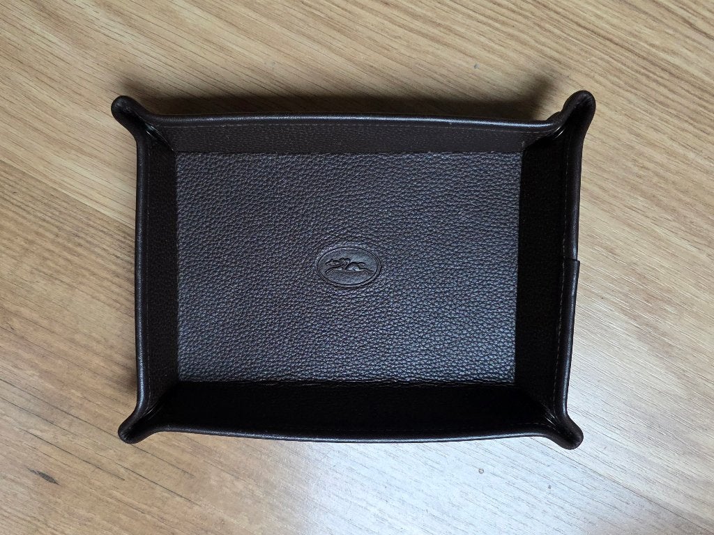 Longchamp lederen Boord Sieraden Horloge Dienblad, Ophalen, Gebruikt, Bruin, Heer of Dame